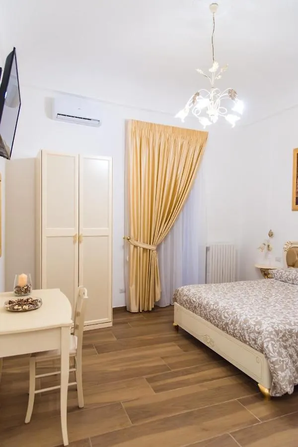 Hotel Palazzo Le Travi Bari